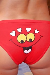 Jenny Undress Her Suntanned Body Posing In Her Red Panties With Smile